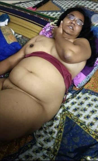 Kannada Mature Wife Nude Affair Photos