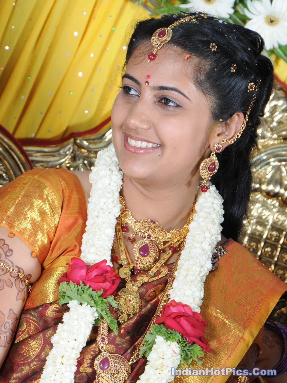 Young Tamil Wife Ke Leaked Nude Photos picture picture