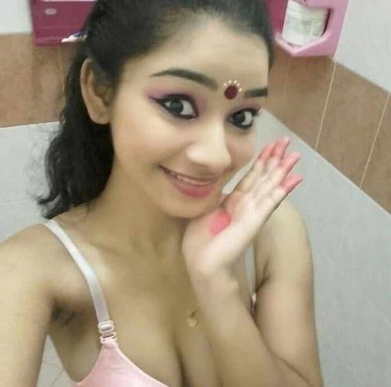 Sexy Tamil Girl Ke Nude Leaked Photos