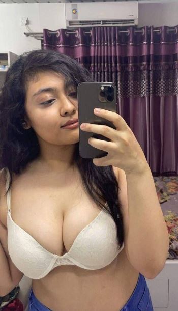 Nude Selfie Archives - Indian Nude Photos & Xxx Collection