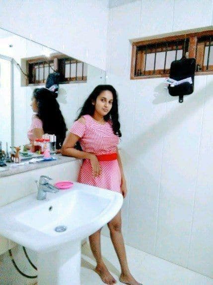 Bangalore College Girl Leaked Nude Selfies