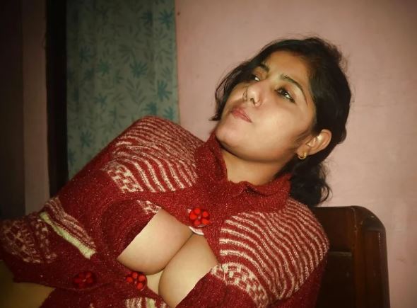 Sweet Bengali Nude & Blowjob Nude Photos