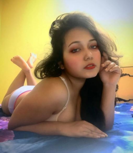 South Indian Girl Porn - Khubsoorat South Indian Maal Real Nude Photos