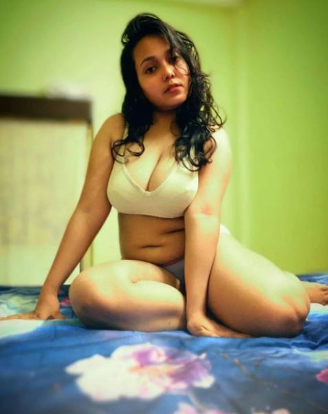 South Indian College Nude - Khubsoorat South Indian Maal Real Nude Photos