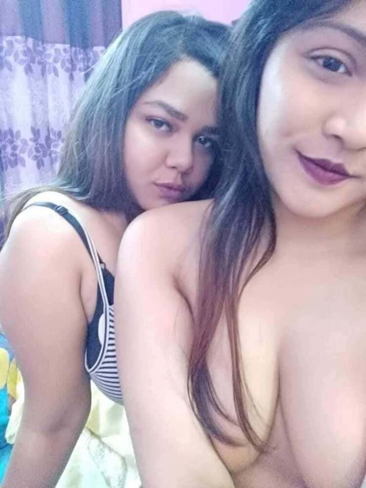 Topless Indian Lesbians - Indian Nude Lesbian Girls Ke Leaked Photos