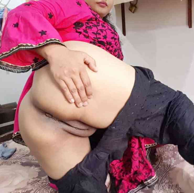 Chut Aur Lund Ki Sexy Pic - Bhojpuri Nayi Dulhan Ki Nude Photos