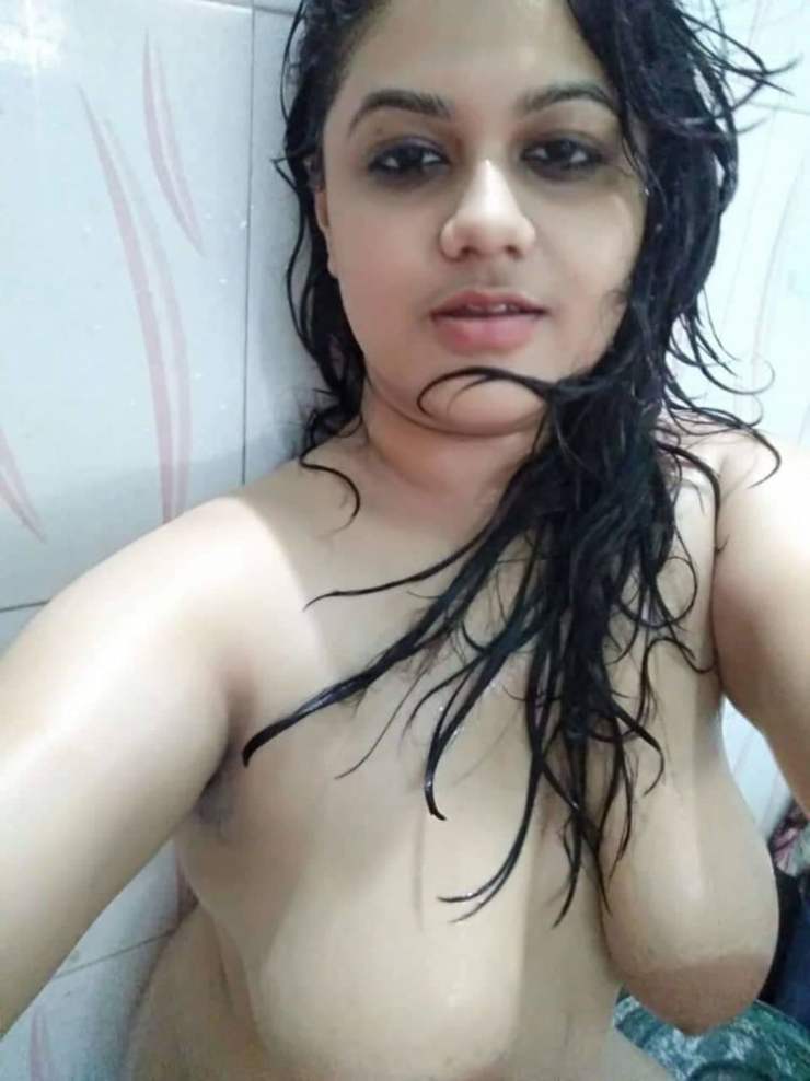 Hot Desi Girl Nude Girl Shower Selfies - 313 - Fsicomics