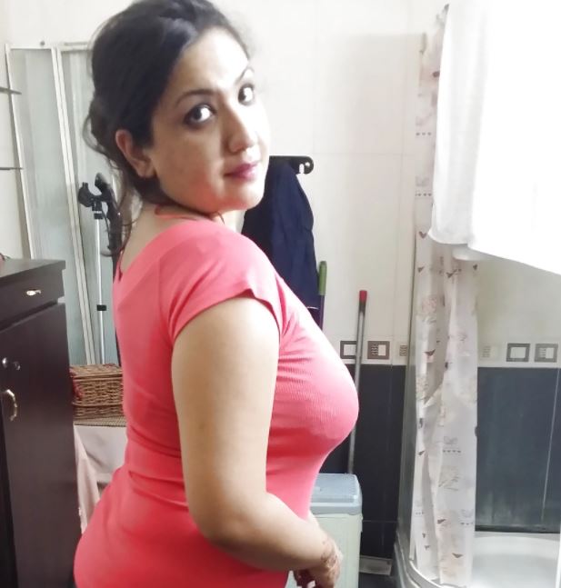 Moti Sexy Aunty Archives - Indian Nude Photos & Xxx Collection