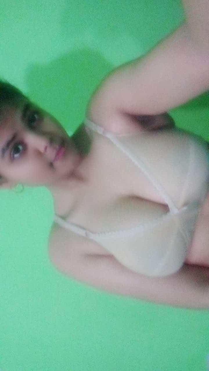 Mallu Teen Homemade Nude Topless Nude picture photo photo